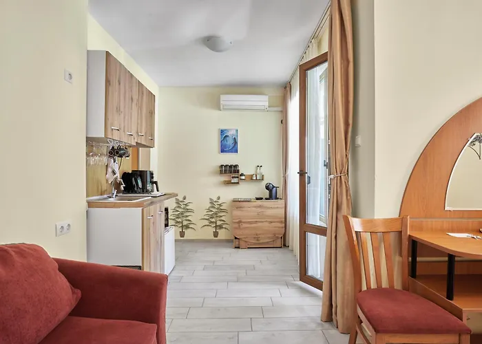 Private In Paradise By Flat Mаnаger Apartman Pomorie